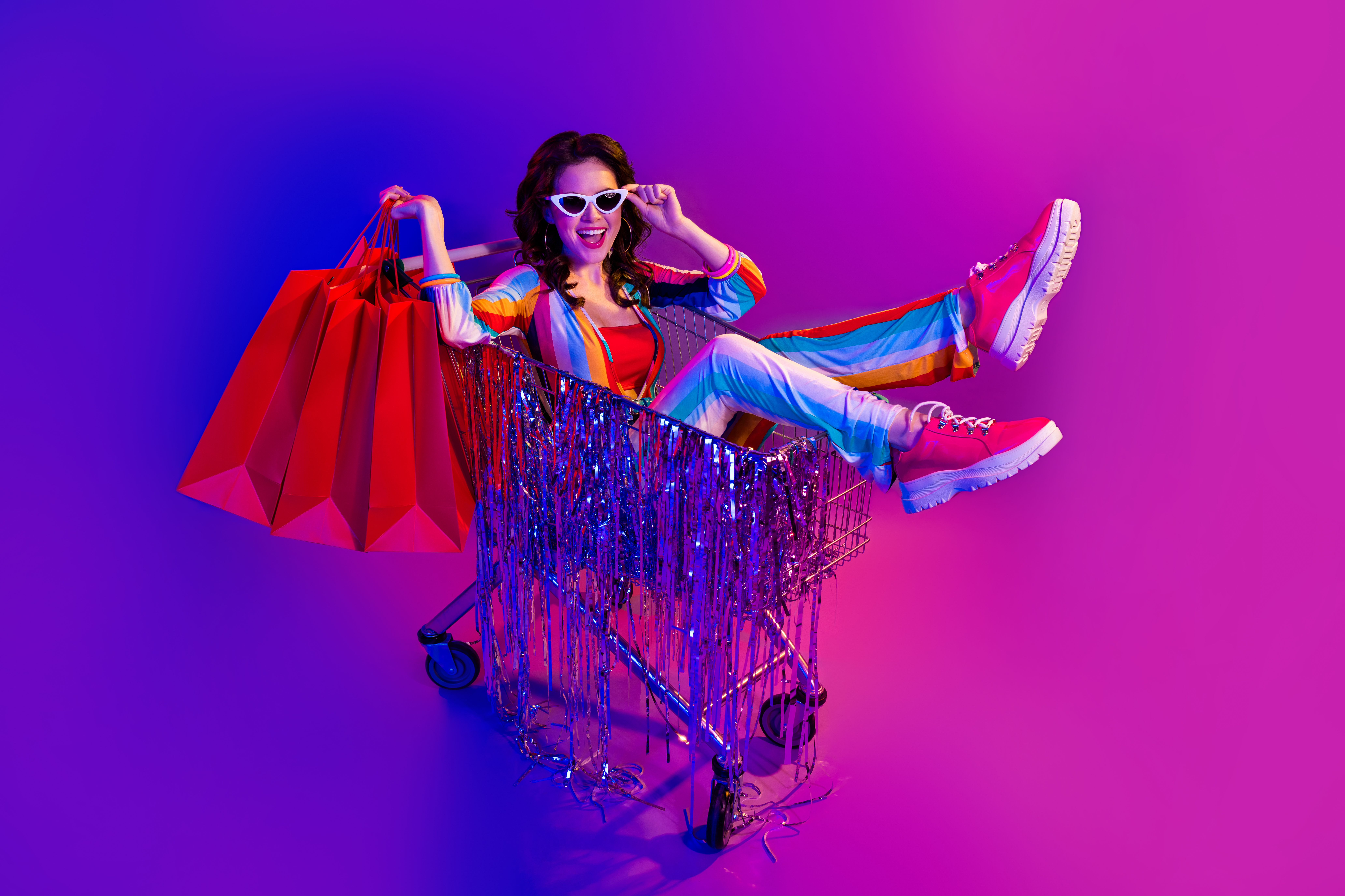 Relive the 90s: How Shopping Malls are Making a Comeback in Style
